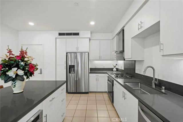 1218 Nolita, Irvine, CA 92612