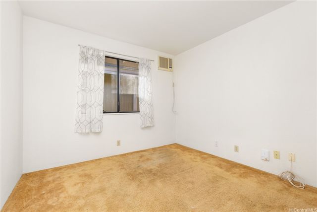 98-582 Kilinoe Street 98, Aiea, HI 96701