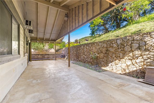 98-582 Kilinoe Street 98, Aiea, HI 96701