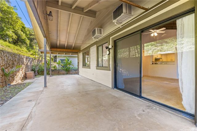 98-582 Kilinoe Street 98, Aiea, HI 96701