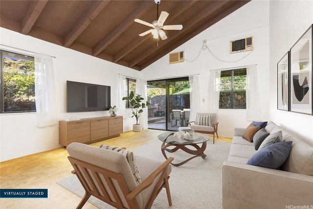 98-582 Kilinoe Street 98, Aiea, HI 96701