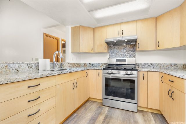 98-582 Kilinoe Street 98, Aiea, HI 96701
