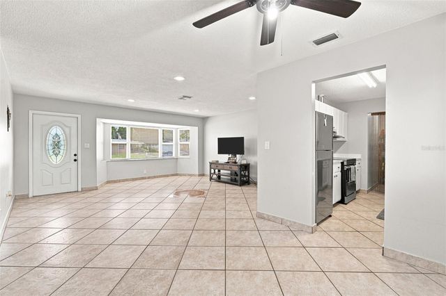 18186 IRIS ROAD, Fort Myers, FL 33967