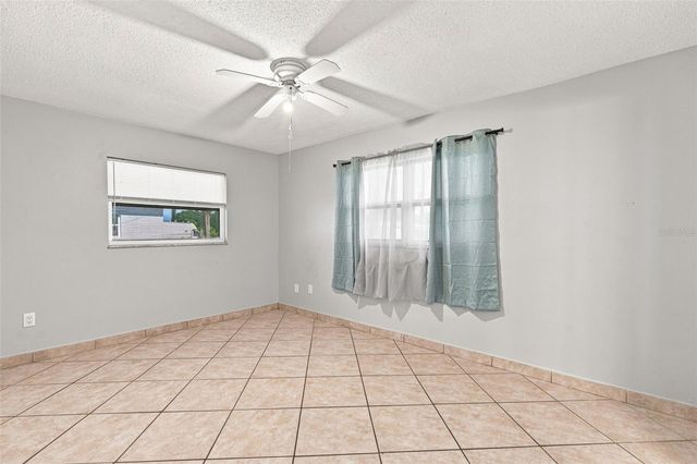 18186 IRIS ROAD, Fort Myers, FL 33967