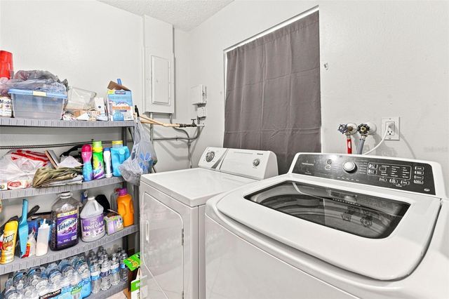 18186 IRIS ROAD, Fort Myers, FL 33967
