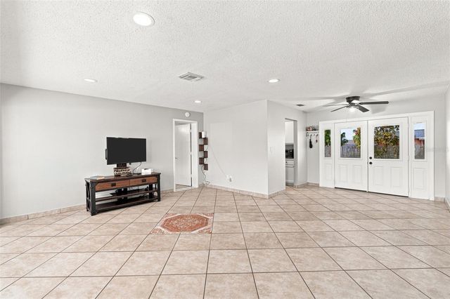 18186 IRIS ROAD, Fort Myers, FL 33967
