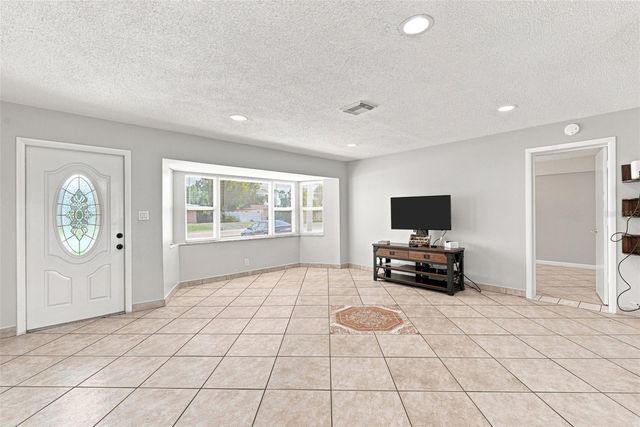 18186 IRIS ROAD, Fort Myers, FL 33967