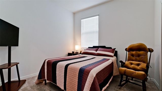 5764 BUNGALOW GROVE COURT, Palmetto, FL 34221