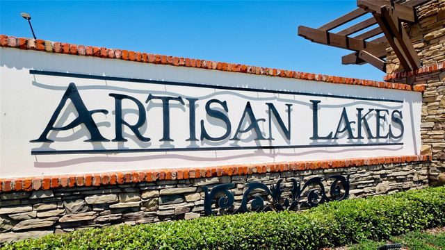 5764 BUNGALOW GROVE COURT, Palmetto, FL 34221