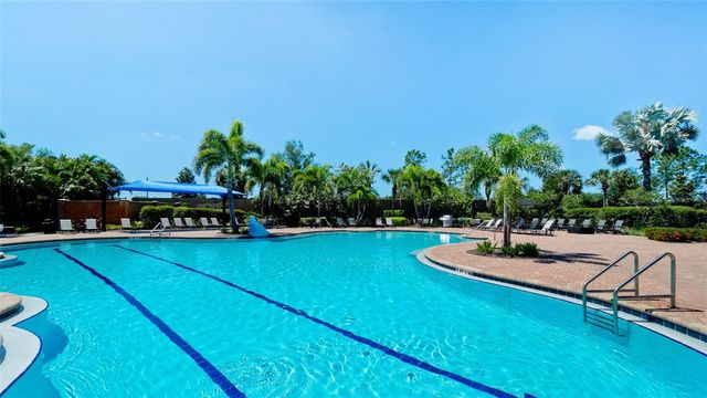 5764 BUNGALOW GROVE COURT, Palmetto, FL 34221