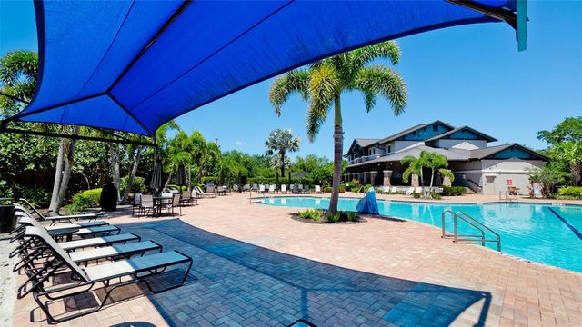 5764 BUNGALOW GROVE COURT, Palmetto, FL 34221