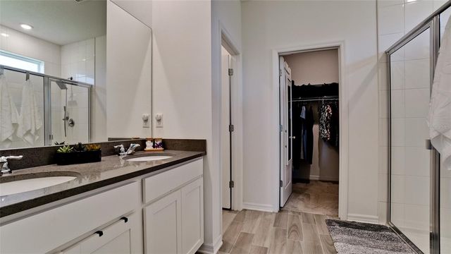 5764 BUNGALOW GROVE COURT, Palmetto, FL 34221