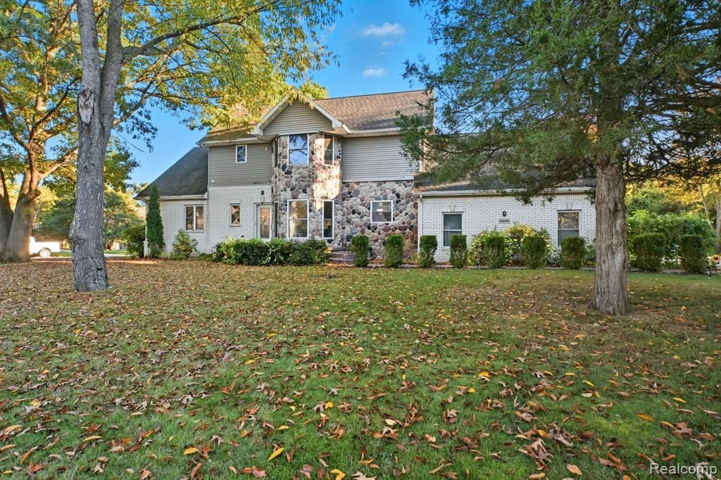 3590 Habitat Trail, Pinckney, MI 48169