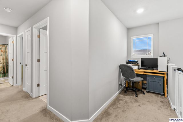 9215 S 179 Street, Omaha, NE 68136