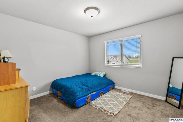 9215 S 179 Street, Omaha, NE 68136