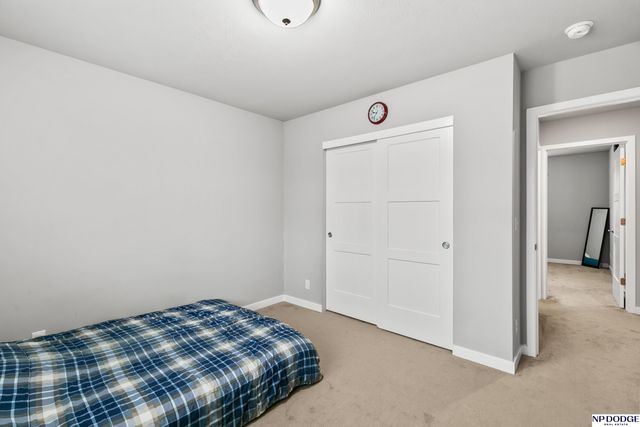 9215 S 179 Street, Omaha, NE 68136