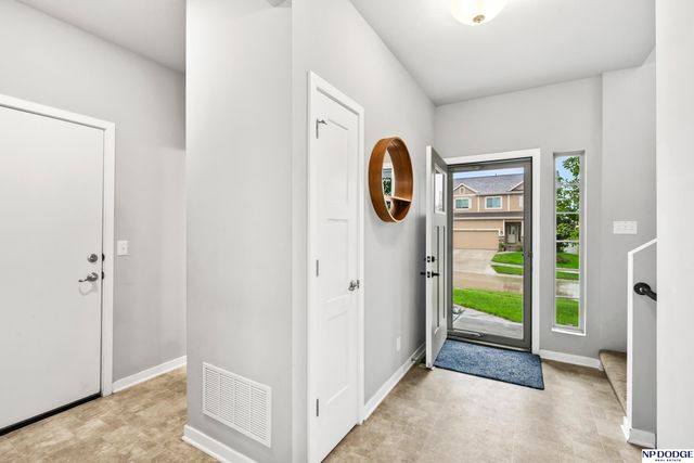 9215 S 179 Street, Omaha, NE 68136
