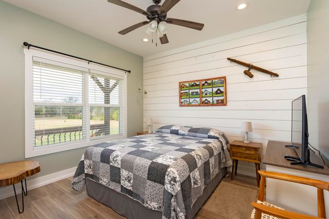 150 Ten Mile Lane, Ten Mile, TN 37880