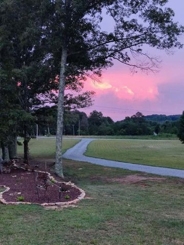 150 Ten Mile Lane, Ten Mile, TN 37880