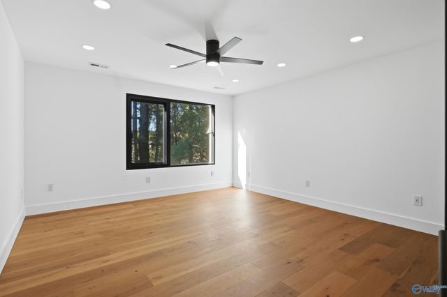 4602 Whitehall Drive NW, Huntsville, AL 35816
