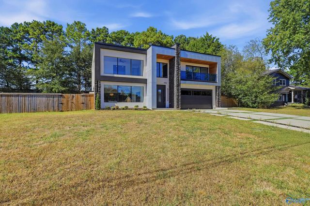 4602 Whitehall Drive NW, Huntsville, AL 35816