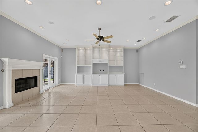 7 Great Lakes Dr, Corpus Christi, TX 78413