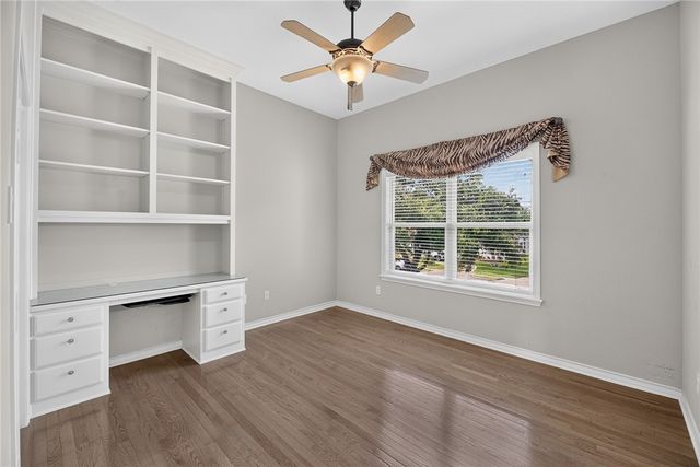 7 Great Lakes Dr, Corpus Christi, TX 78413