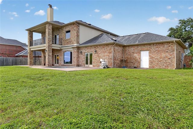 7 Great Lakes Dr, Corpus Christi, TX 78413