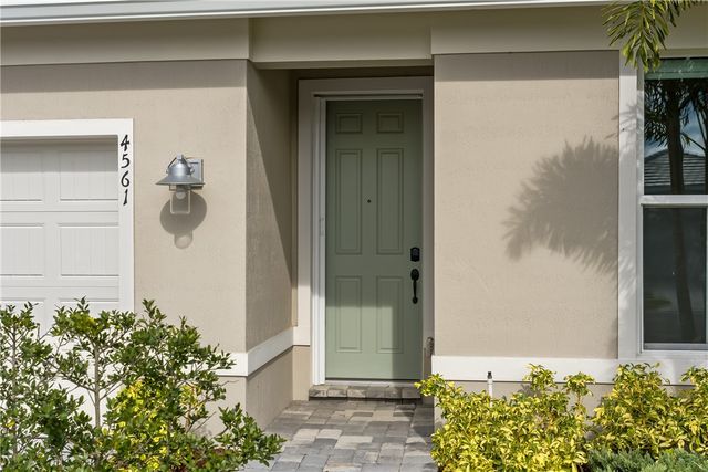 4561 Nautilus Circle, Vero Beach, FL 32967