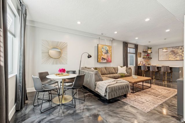 13369 S TRESTLE LN, Riverton, UT 84065