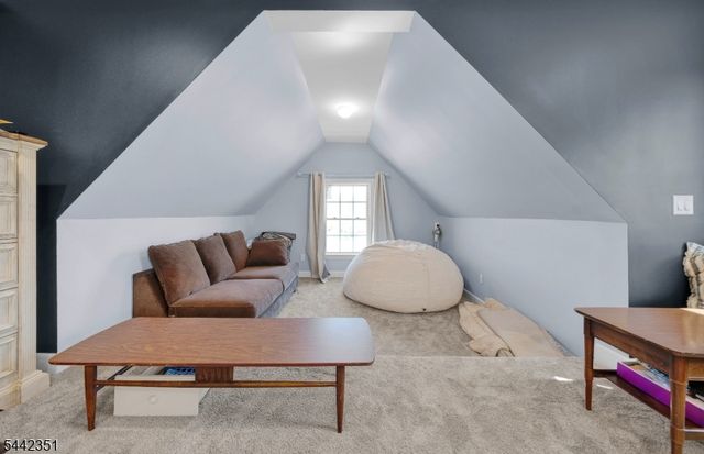 1125 Van Arsdale Dr, Branchburg Twp., NJ 08853