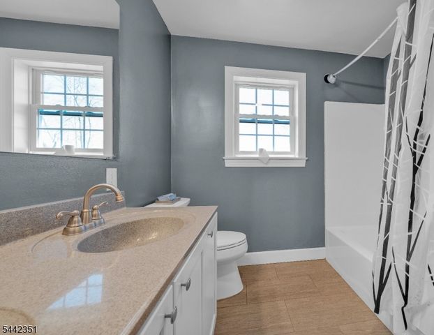 1125 Van Arsdale Dr, Branchburg Twp., NJ 08853