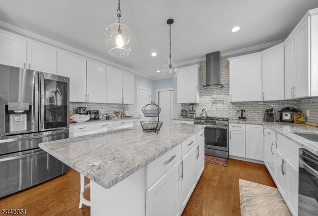 1125 Van Arsdale Dr, Branchburg Twp., NJ 08853