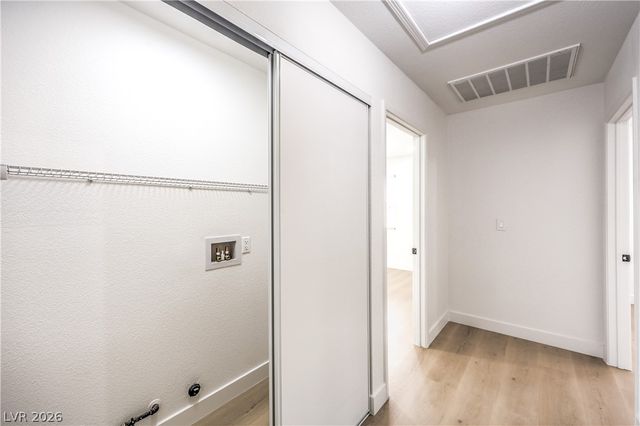 2405 Daisy Hill Avenue, Las Vegas, NV 89106