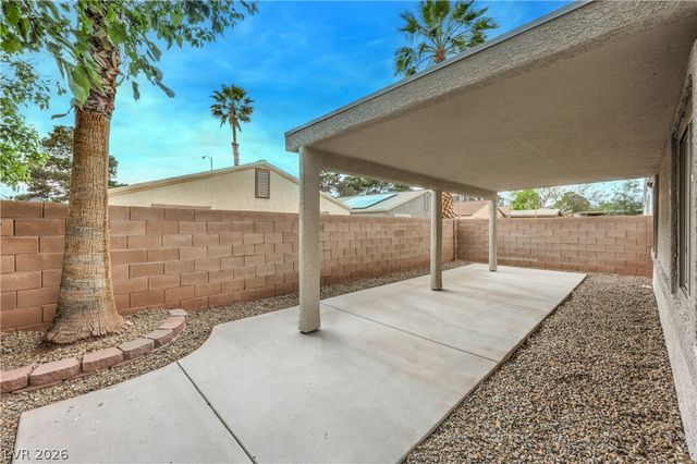 2405 Daisy Hill Avenue, Las Vegas, NV 89106