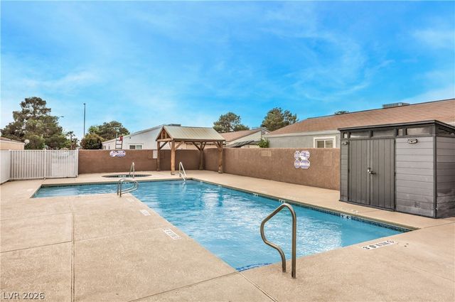 2405 Daisy Hill Avenue, Las Vegas, NV 89106