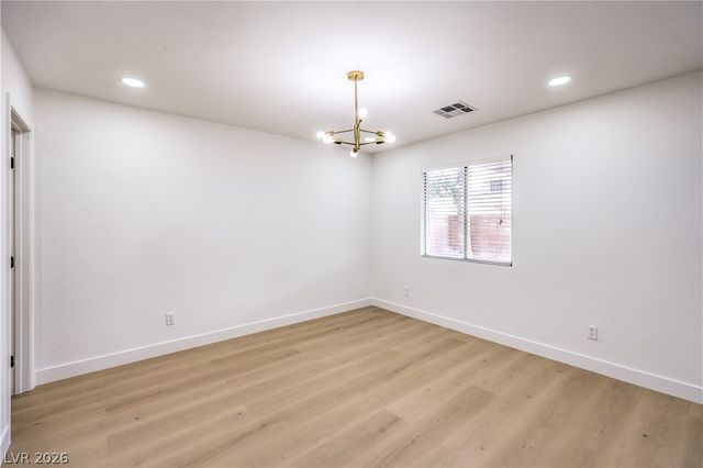 2405 Daisy Hill Avenue, Las Vegas, NV 89106