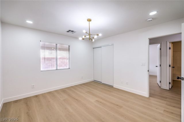 2405 Daisy Hill Avenue, Las Vegas, NV 89106