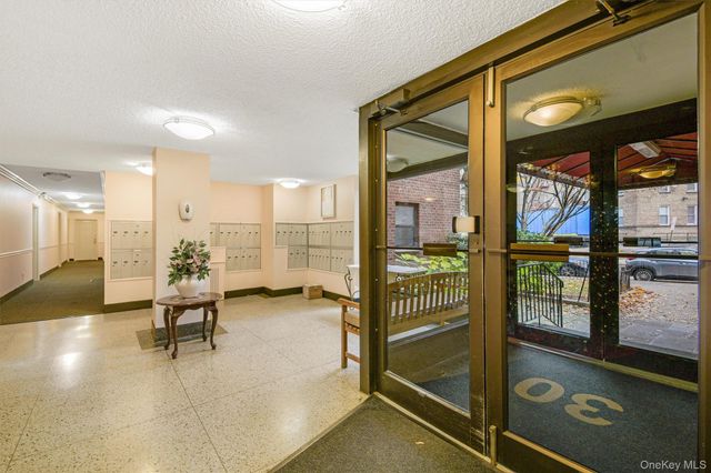 30 Fleetwood Avenue 5G, Mount Vernon, NY 10552