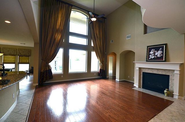 2498 Encino Avenue, League City, TX 77573