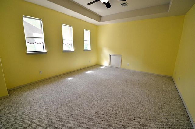 2498 Encino Avenue, League City, TX 77573