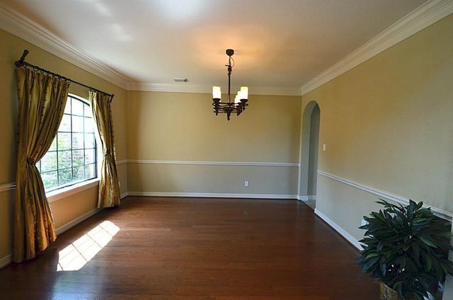 2498 Encino Avenue, League City, TX 77573