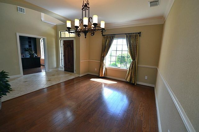 2498 Encino Avenue, League City, TX 77573