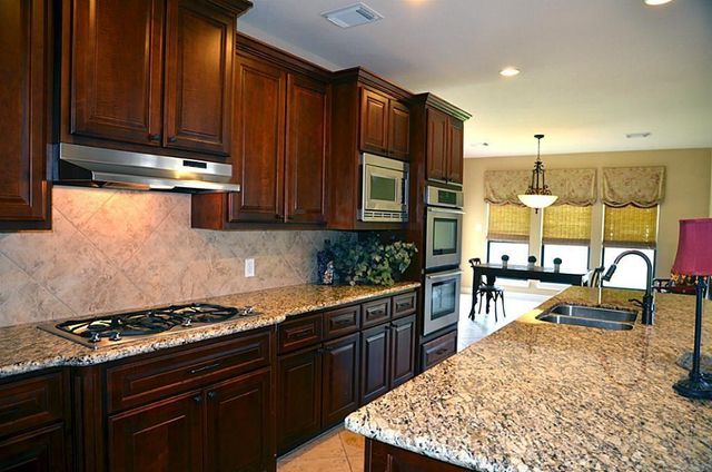 2498 Encino Avenue, League City, TX 77573