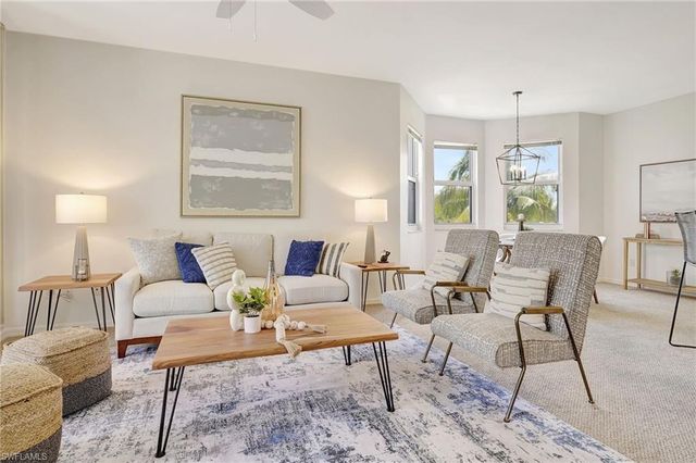 470 Launch CIR V-405, Naples, FL 34108