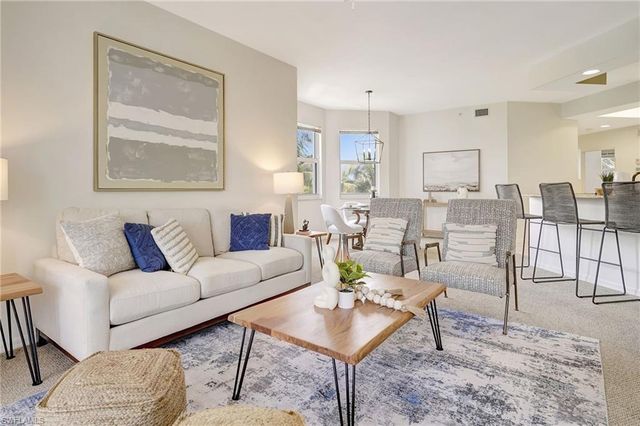 470 Launch CIR V-405, Naples, FL 34108
