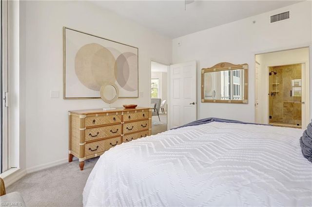 470 Launch CIR V-405, Naples, FL 34108
