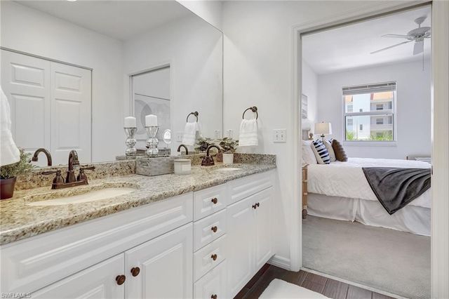 470 Launch CIR V-405, Naples, FL 34108