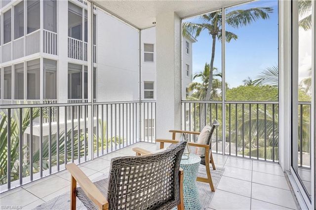 470 Launch CIR V-405, Naples, FL 34108