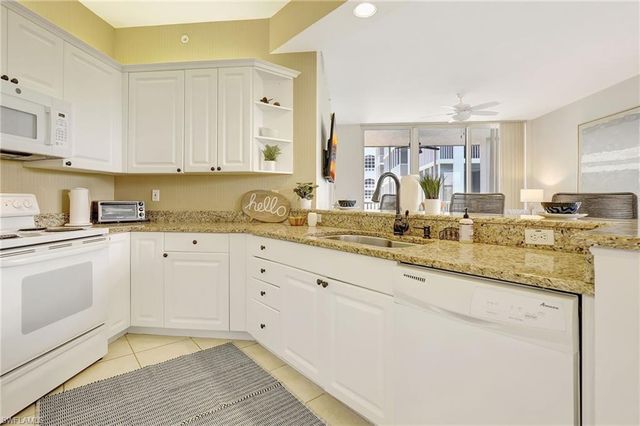 470 Launch CIR V-405, Naples, FL 34108